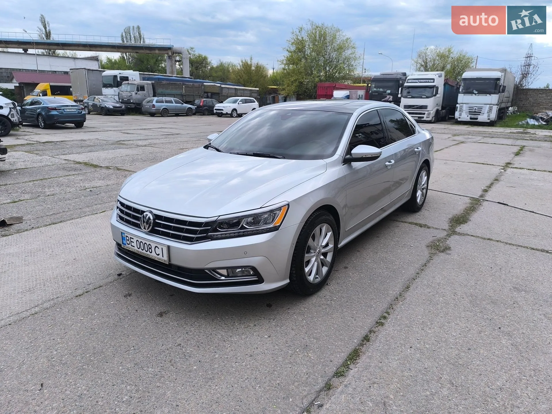2017 Volkswagen Passat - мініатюра 5