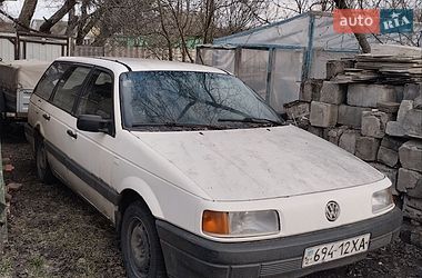 Універсал Volkswagen Passat 1989 в Миргороді