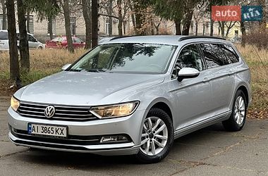 Универсал Volkswagen Passat 2015 в Киеве