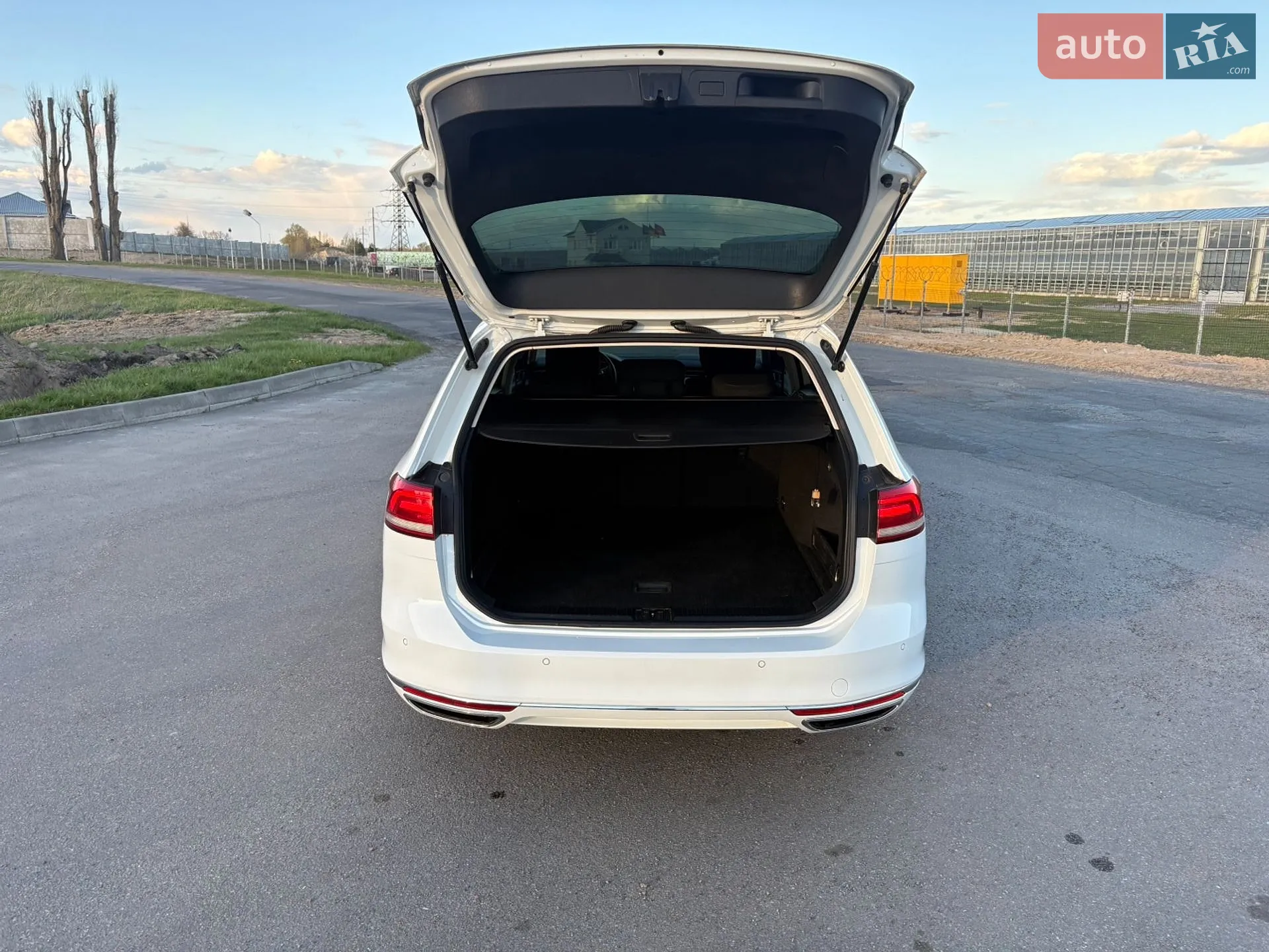 2019 Volkswagen Passat - мініатюра 40