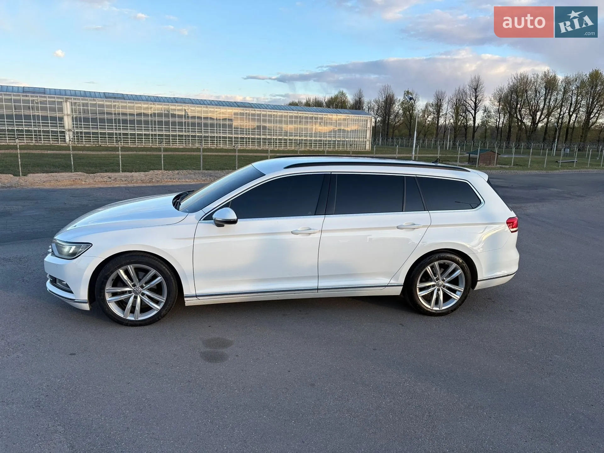 2019 Volkswagen Passat - мініатюра 16
