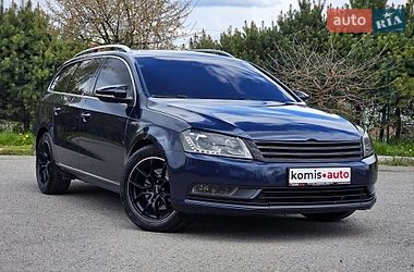 Універсал Volkswagen Passat 2011 в Хмельницькому