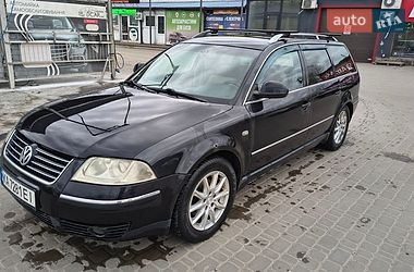 Універсал Volkswagen Passat 2001 в Ірпені