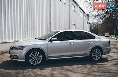 Седан Volkswagen Passat 2017 в Измаиле