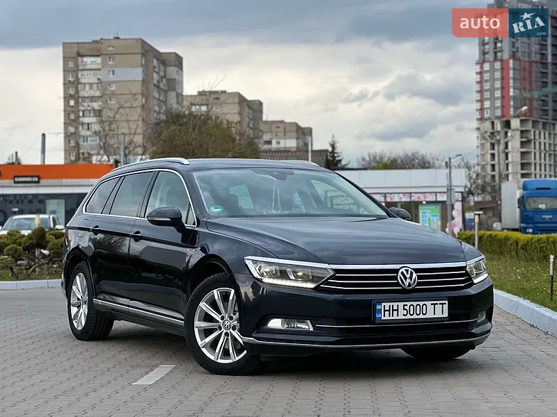 Volkswagen Passat 2018 VIN WVWZZZ3CZKE003236 фото оголошення 8 з 59