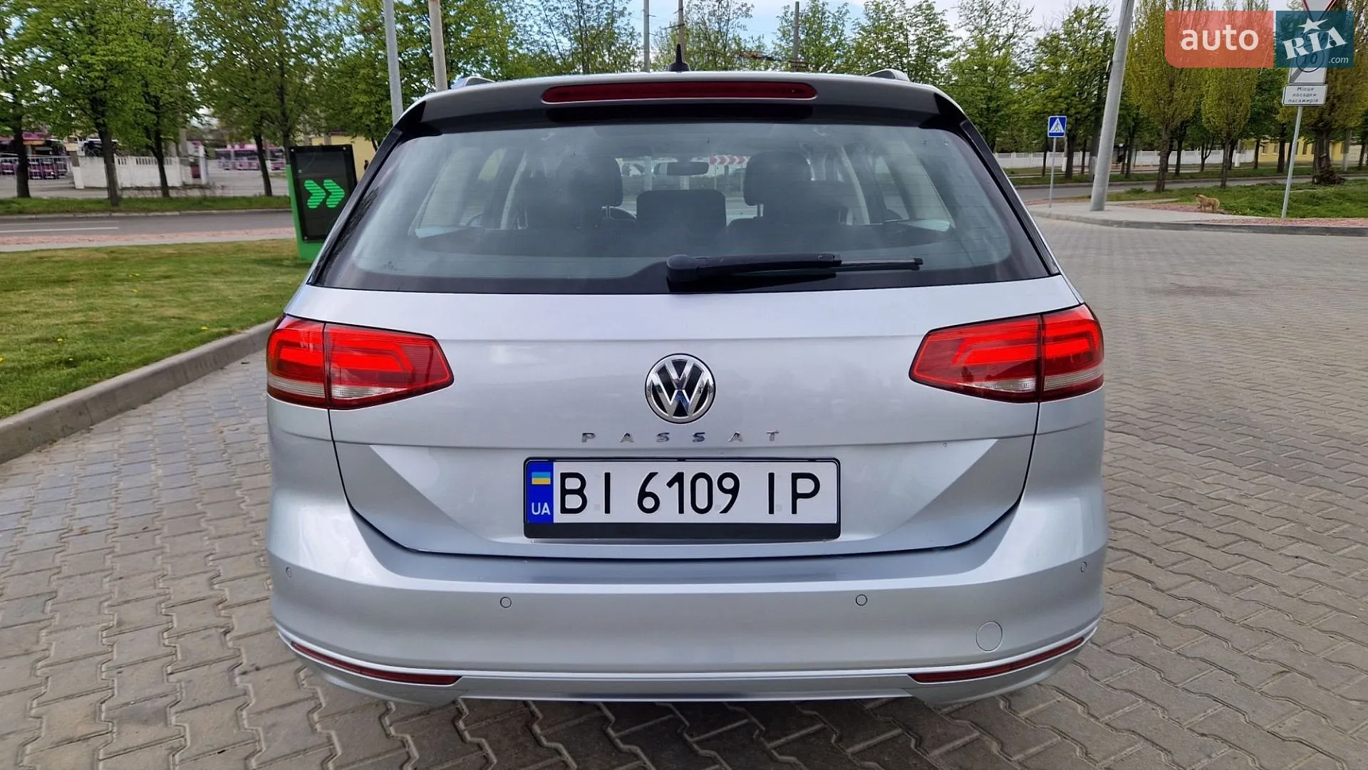 2017 Volkswagen Passat - мініатюра 10