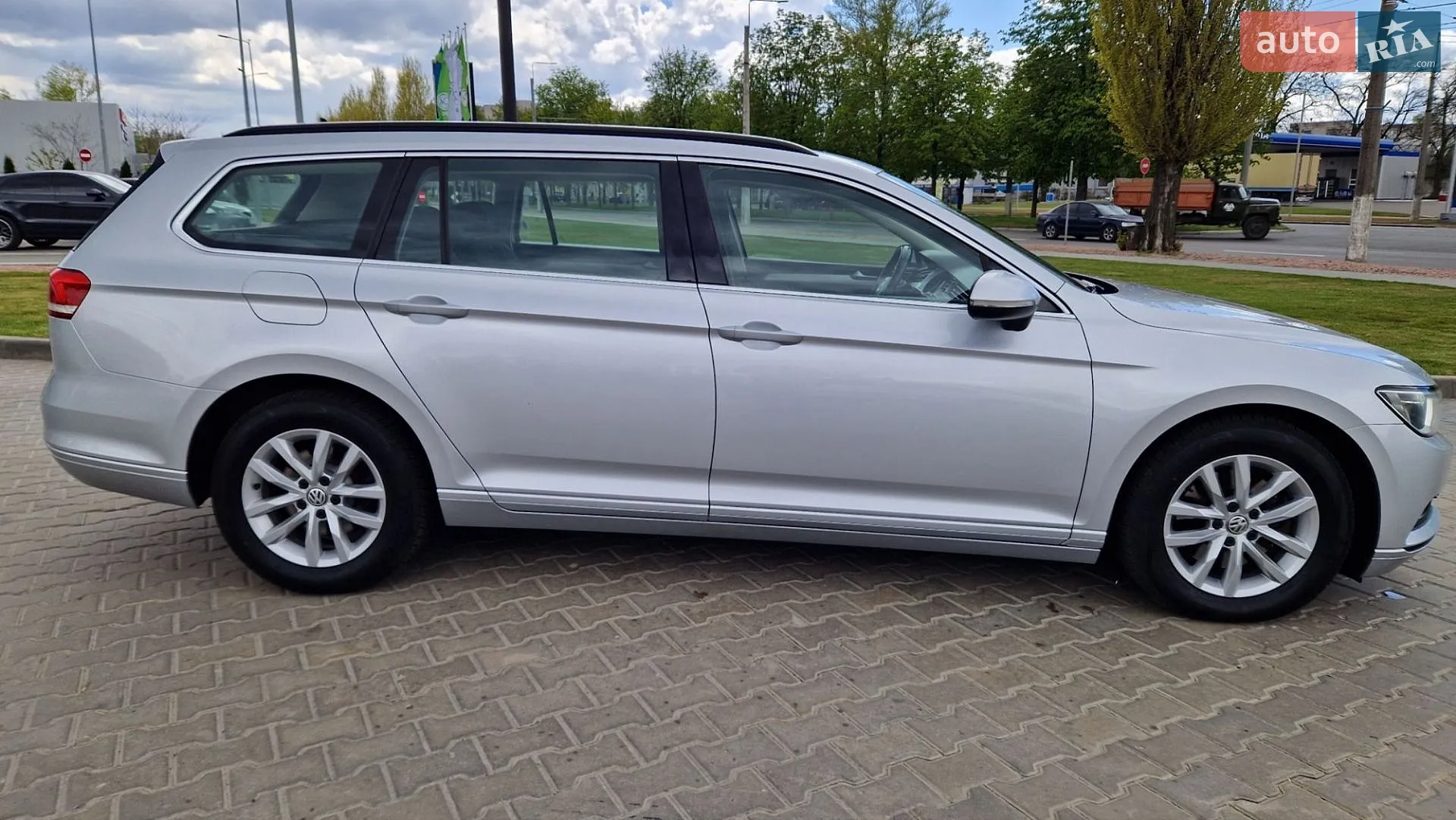 2017 Volkswagen Passat - мініатюра 8