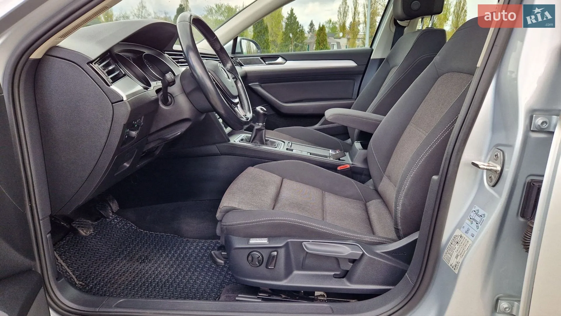 2017 Volkswagen Passat - мініатюра 16