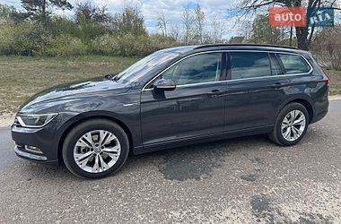 Універсал Volkswagen Passat 2017 в Ковелі