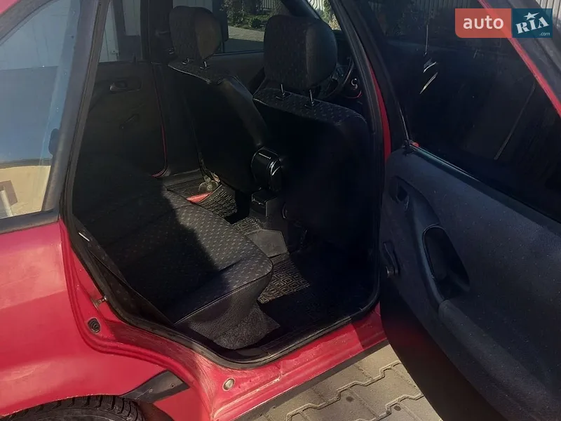 Volkswagen Passat 1993 VIN WVWZZZ3AZRB051559 фото оголошення 7 з 37