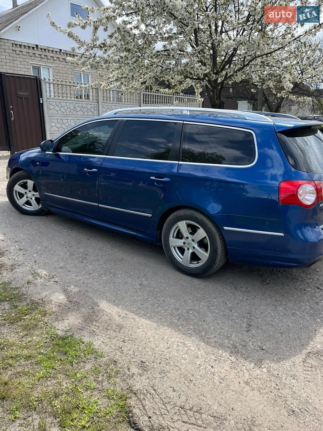 2010 Volkswagen Passat - мініатюра 6