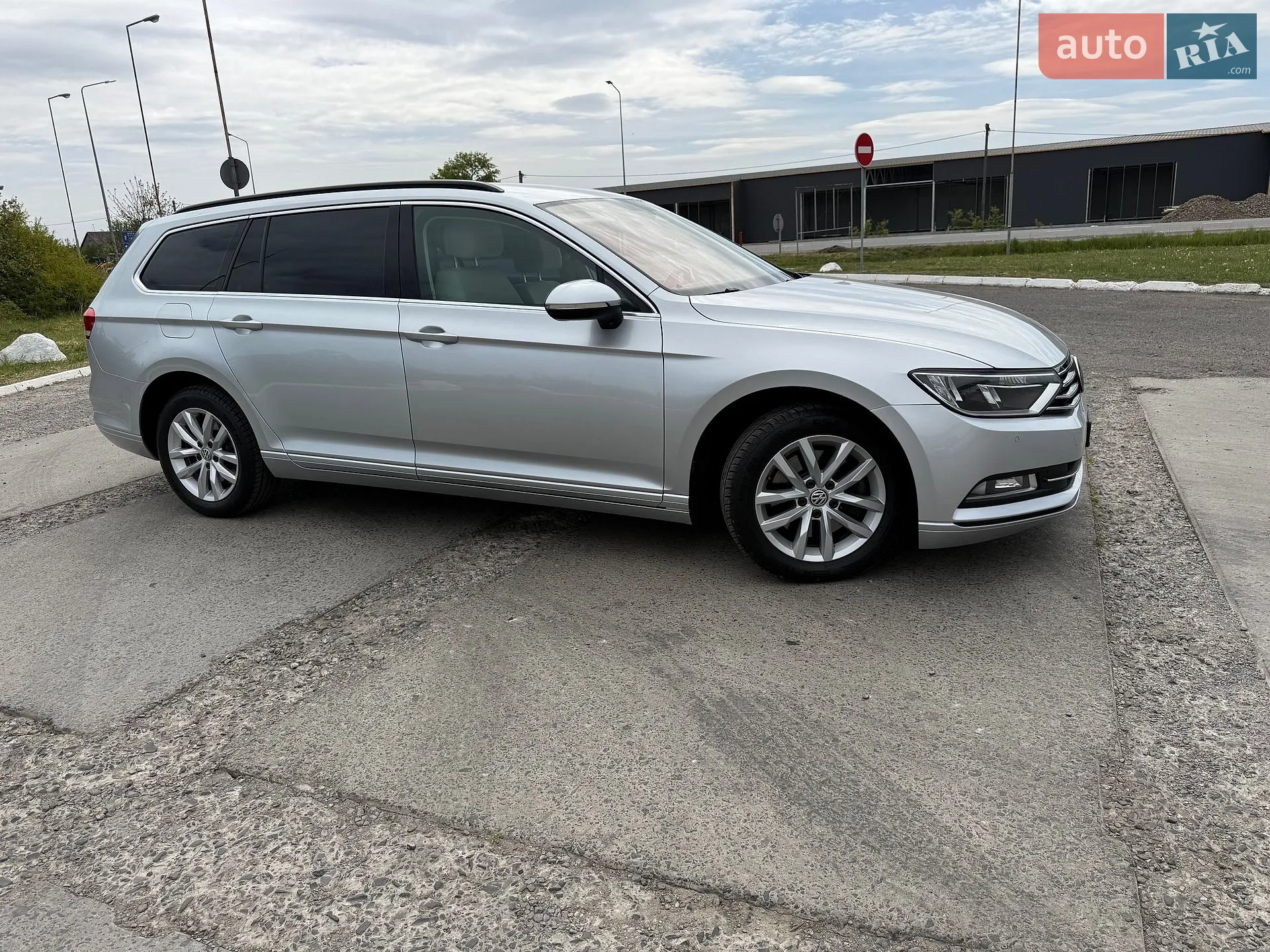 2016 Volkswagen Passat - мініатюра 14