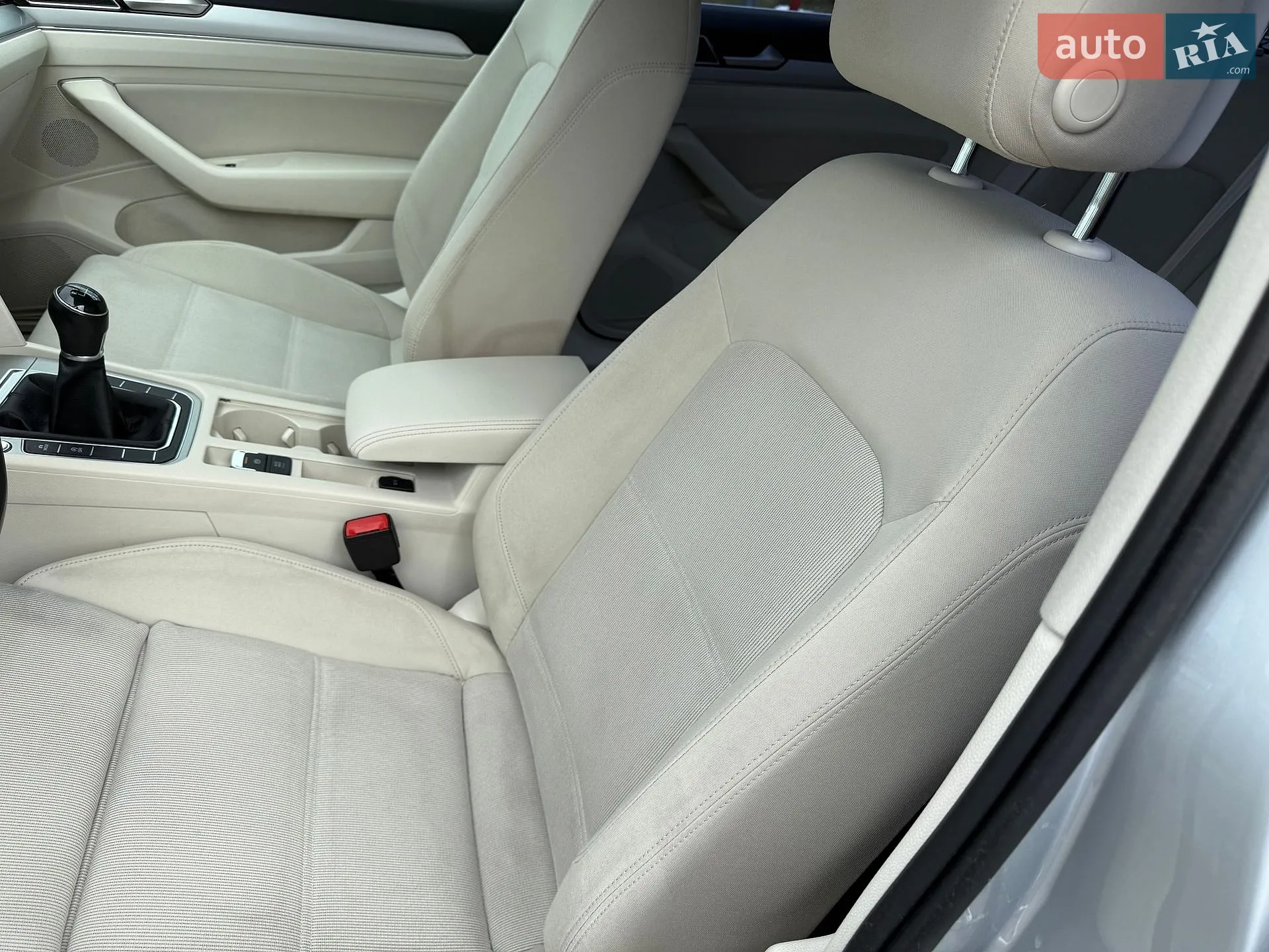 2016 Volkswagen Passat - мініатюра 45