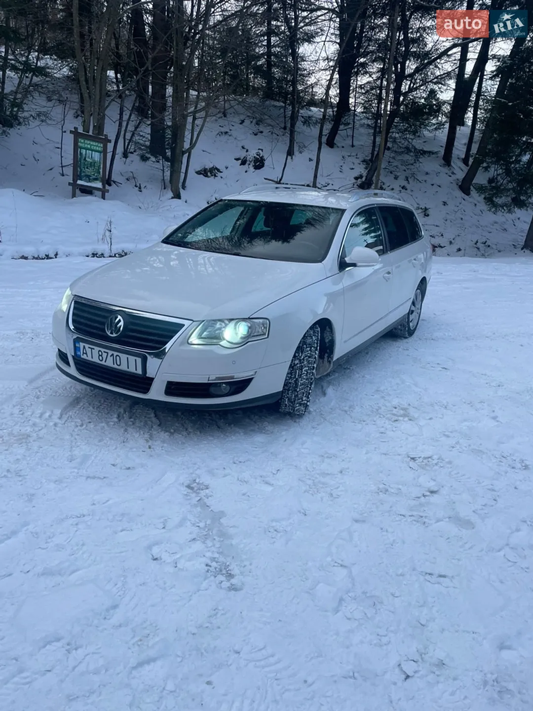 2010 Volkswagen Passat - мініатюра 2