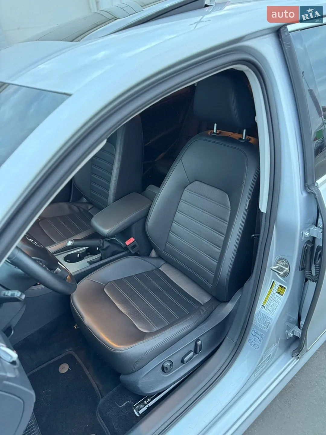 2014 Volkswagen Passat - мініатюра 25