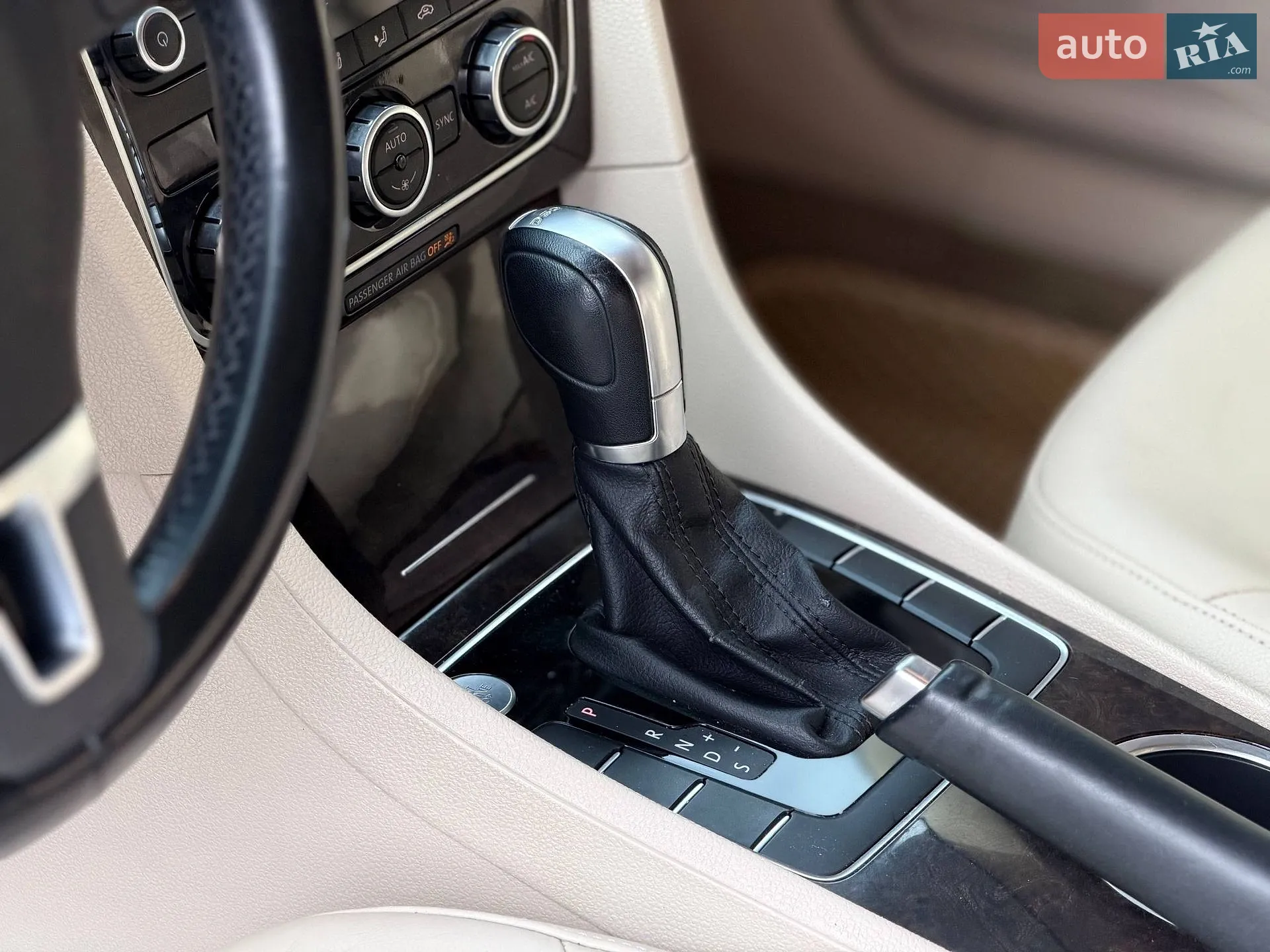 2015 Volkswagen Passat - мініатюра 43