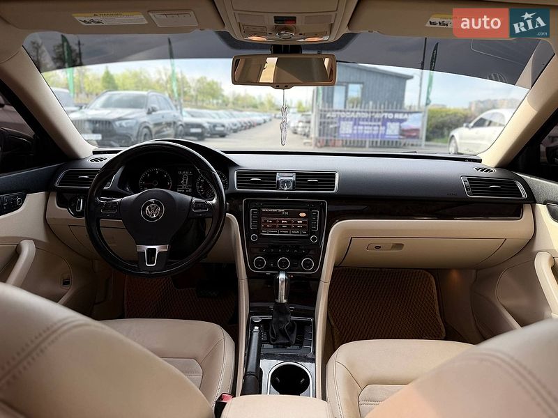 Седан Volkswagen Passat 2015 в Кривом Роге