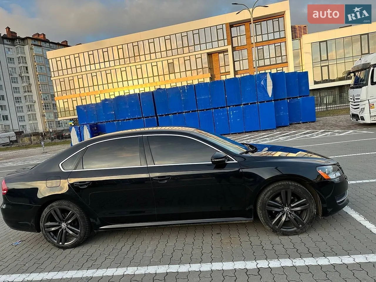 2013 Volkswagen Passat - мініатюра 39