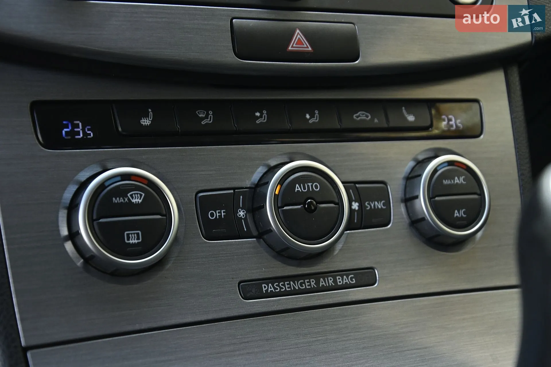 2014 Volkswagen Passat - мініатюра 24