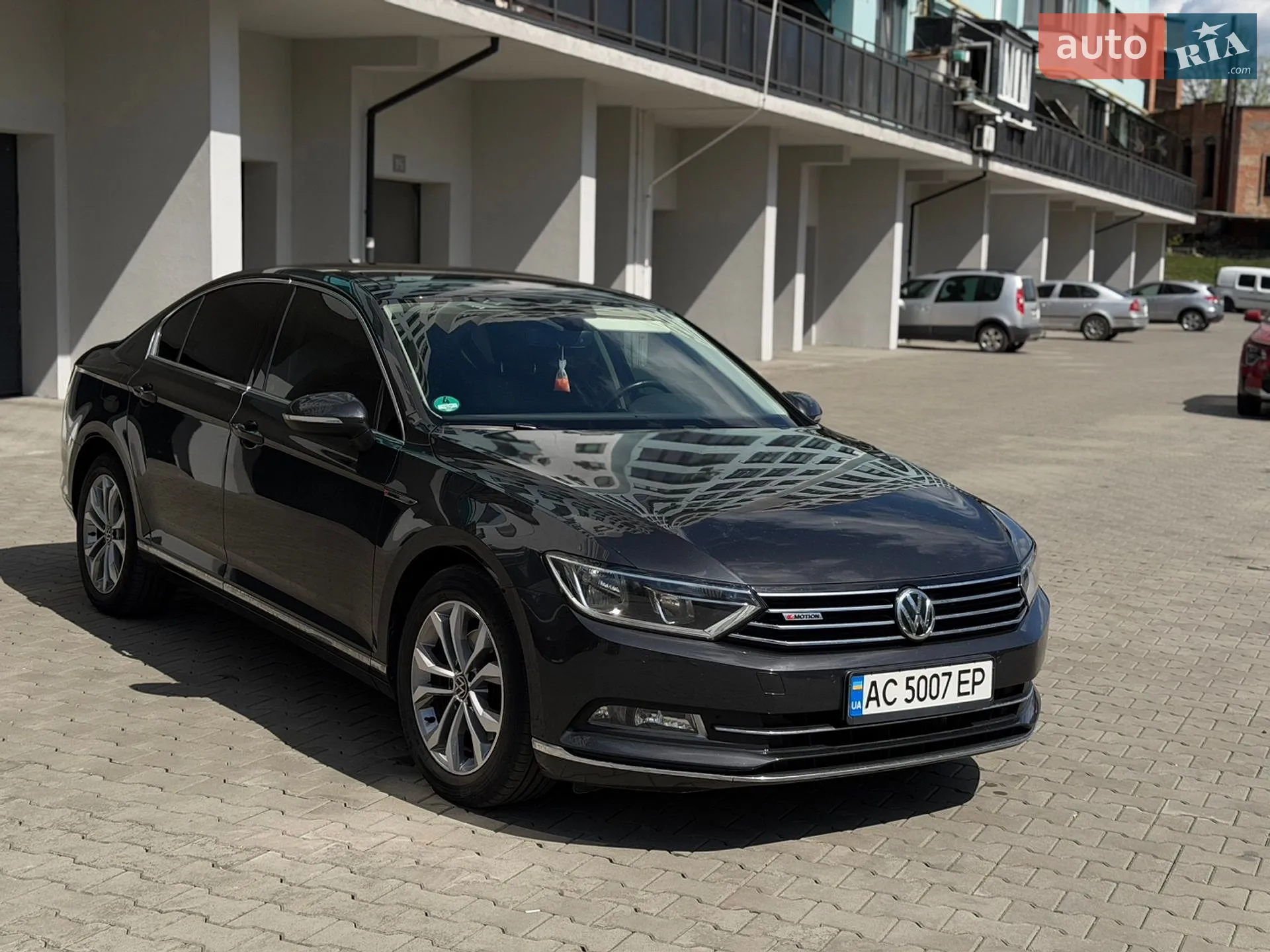 2018 Volkswagen Passat - фото 1