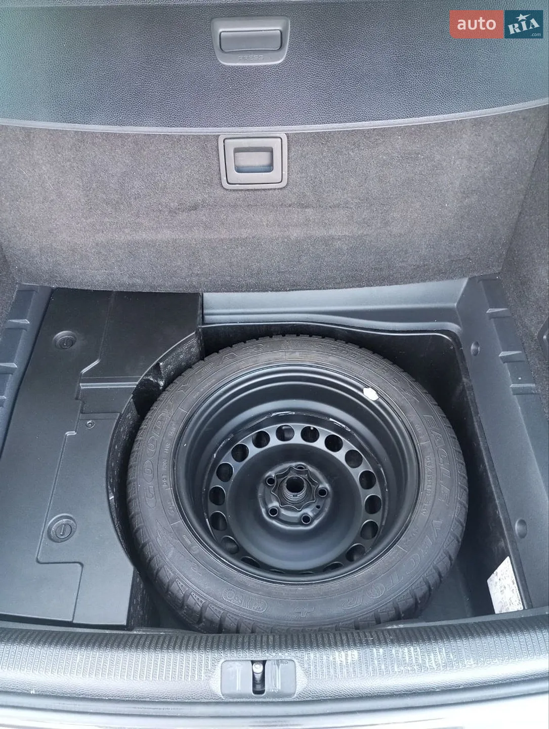 2011 Volkswagen Passat - мініатюра 9