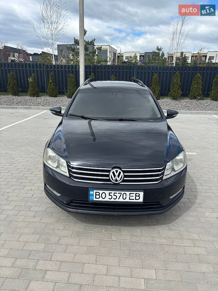 2010 Volkswagen Passat - мініатюра 25