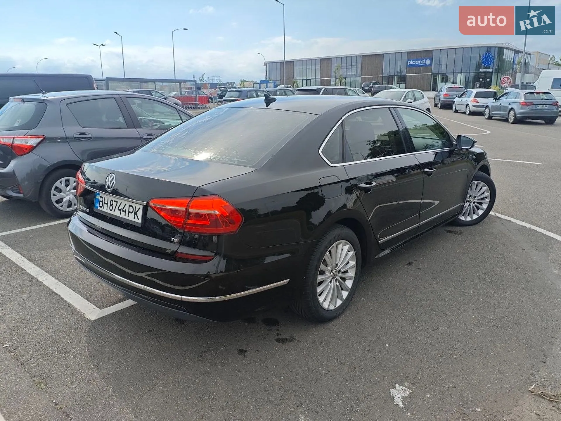 2015 Volkswagen Passat - мініатюра 6