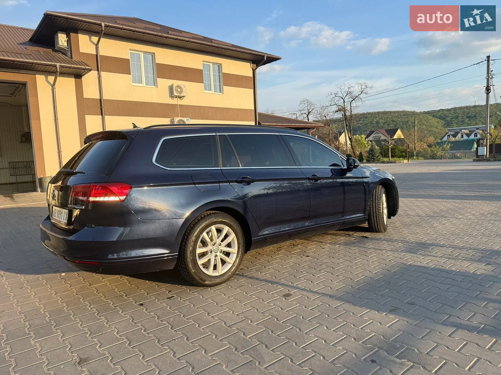2016 Volkswagen Passat - мініатюра 3