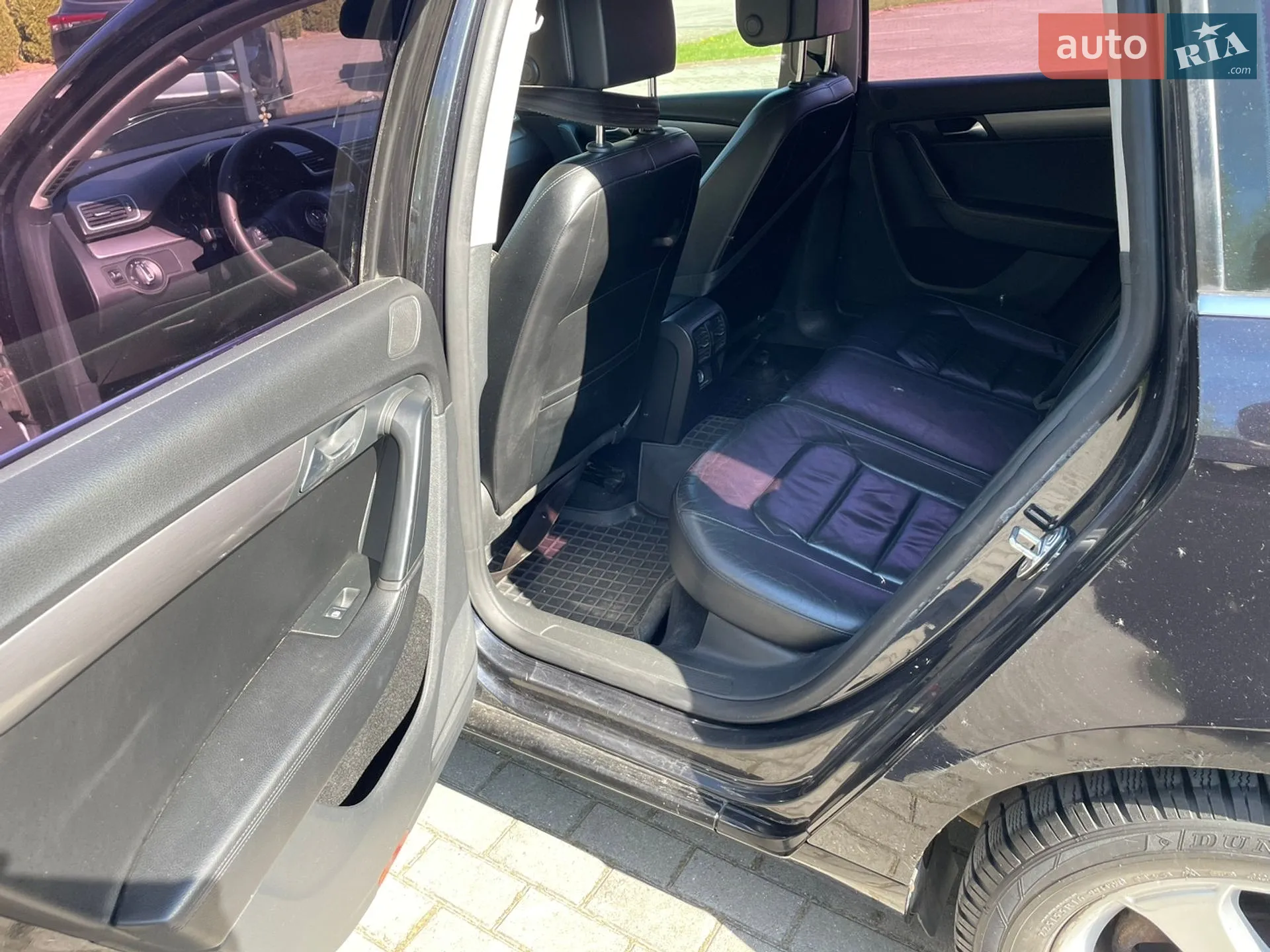 2011 Volkswagen Passat - мініатюра 11