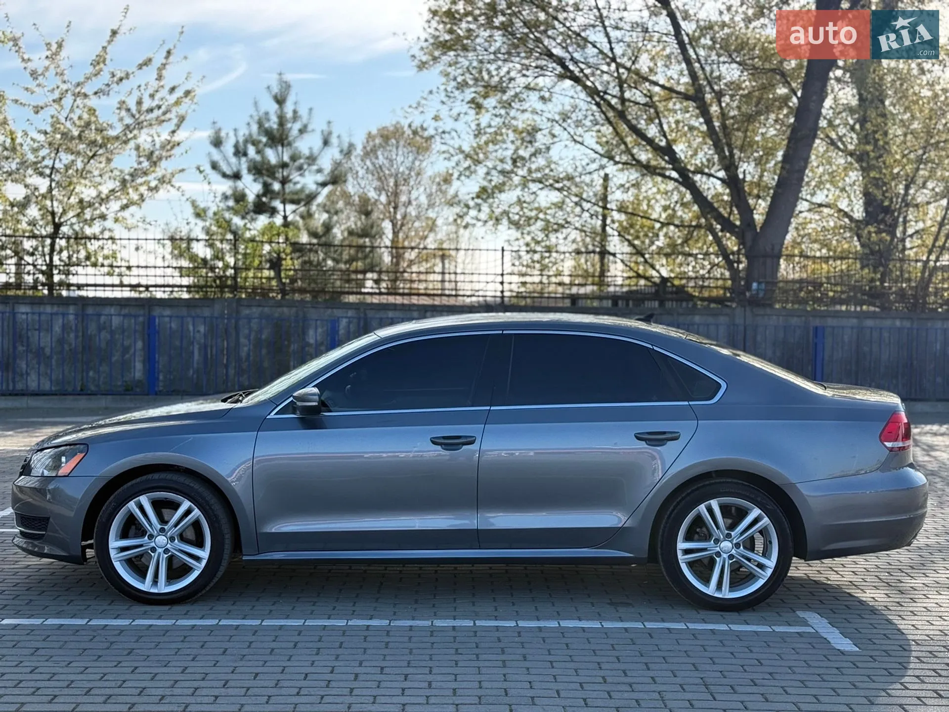2015 Volkswagen Passat - мініатюра 2