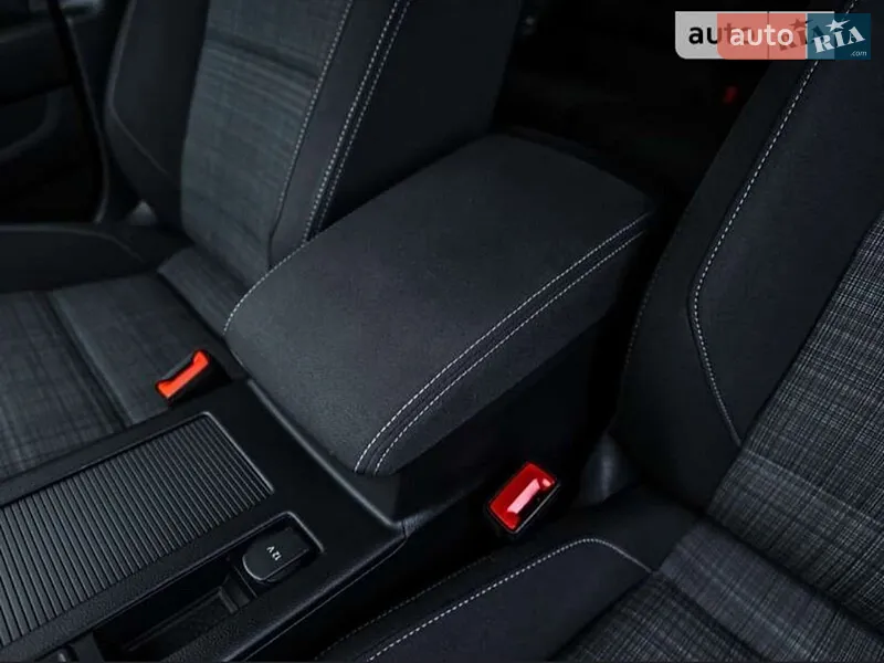 Volkswagen Passat 2020 VIN WVWZZZ3CZLE068479 фото оголошення 30 з 82