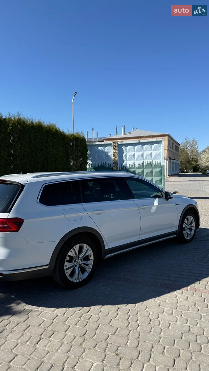 2016 Volkswagen Passat - мініатюра 13