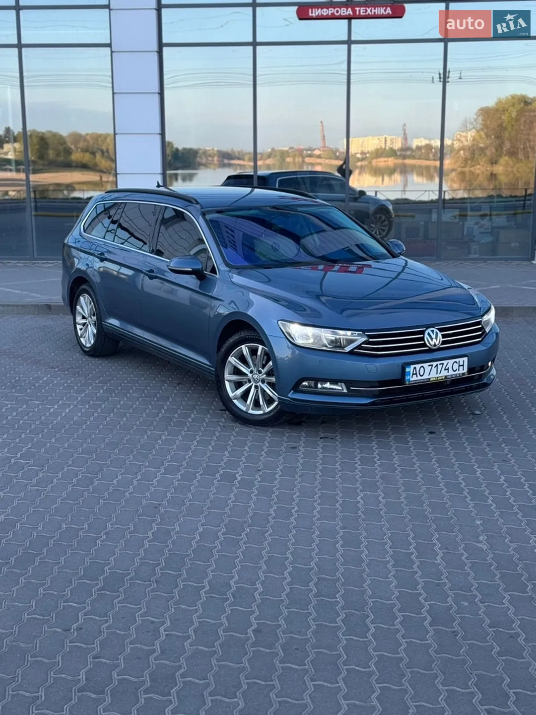 2015 Volkswagen Passat - мініатюра 17