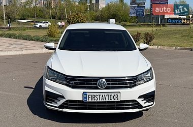Седан Volkswagen Passat 2016 в Кривом Роге