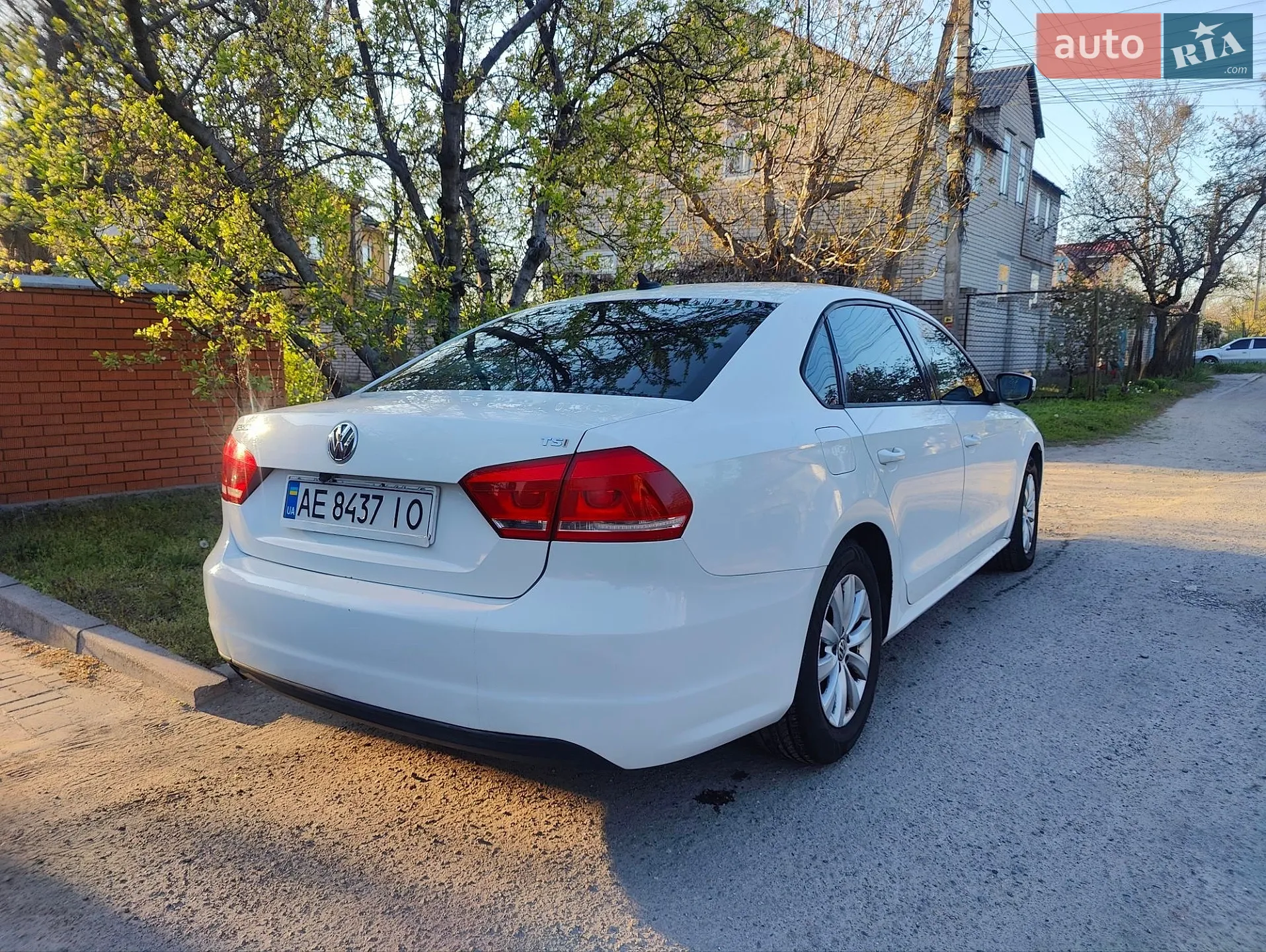 2014 Volkswagen Passat - мініатюра 3