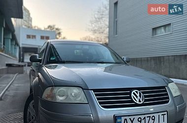 Седан Volkswagen Passat 2003 в Харькове
