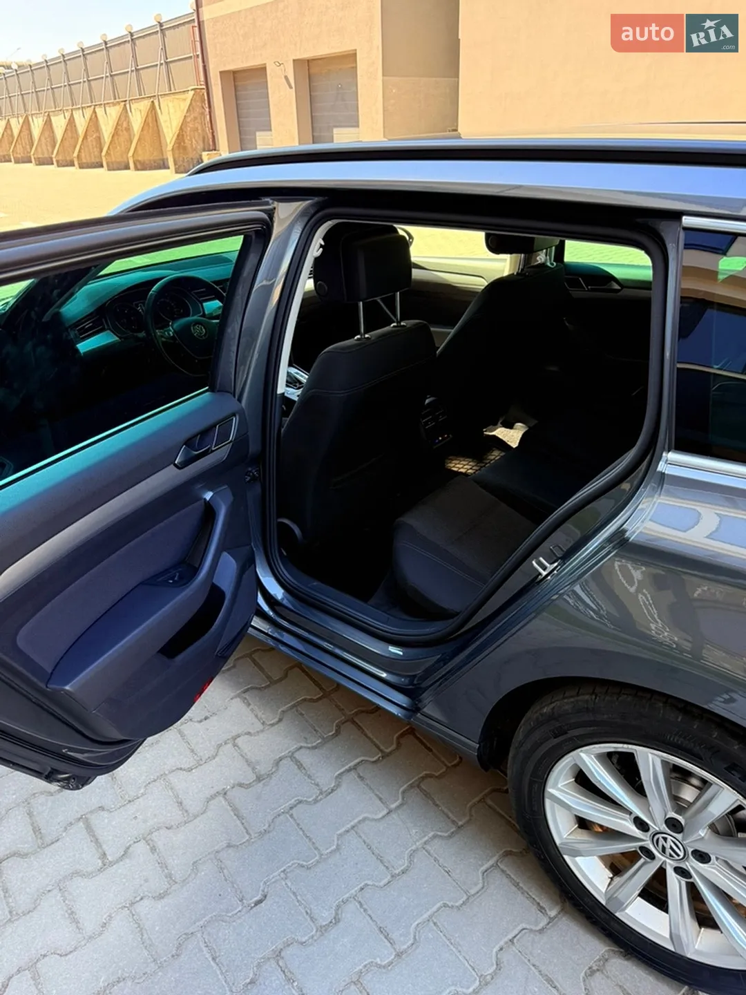 2017 Volkswagen Passat - мініатюра 28