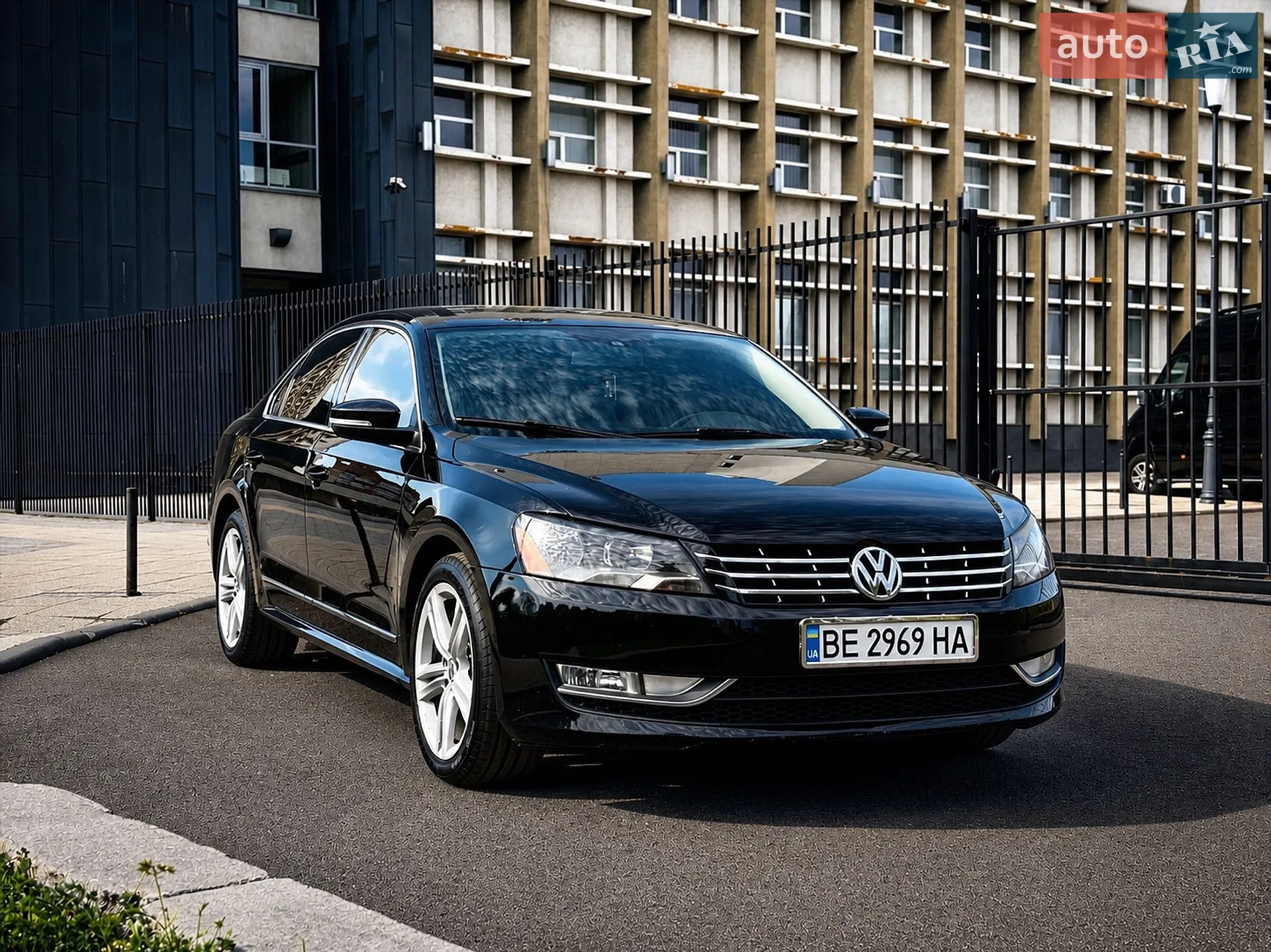 2013 Volkswagen Passat - фото 1