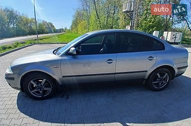 Седан Volkswagen Passat 2002 в Каменец-Подольском