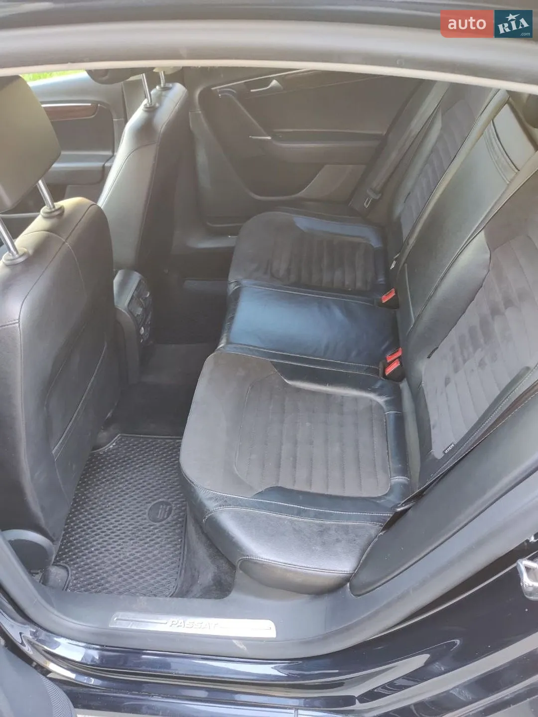 2011 Volkswagen Passat - мініатюра 41