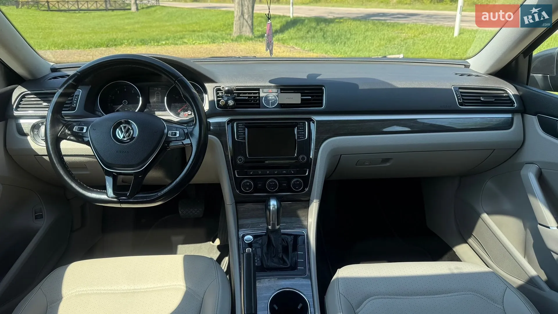 2016 Volkswagen Passat - мініатюра 16