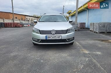 Универсал Volkswagen Passat 2014 в Житомире