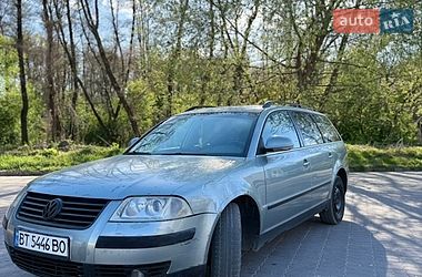 Універсал Volkswagen Passat 2004 в Львові
