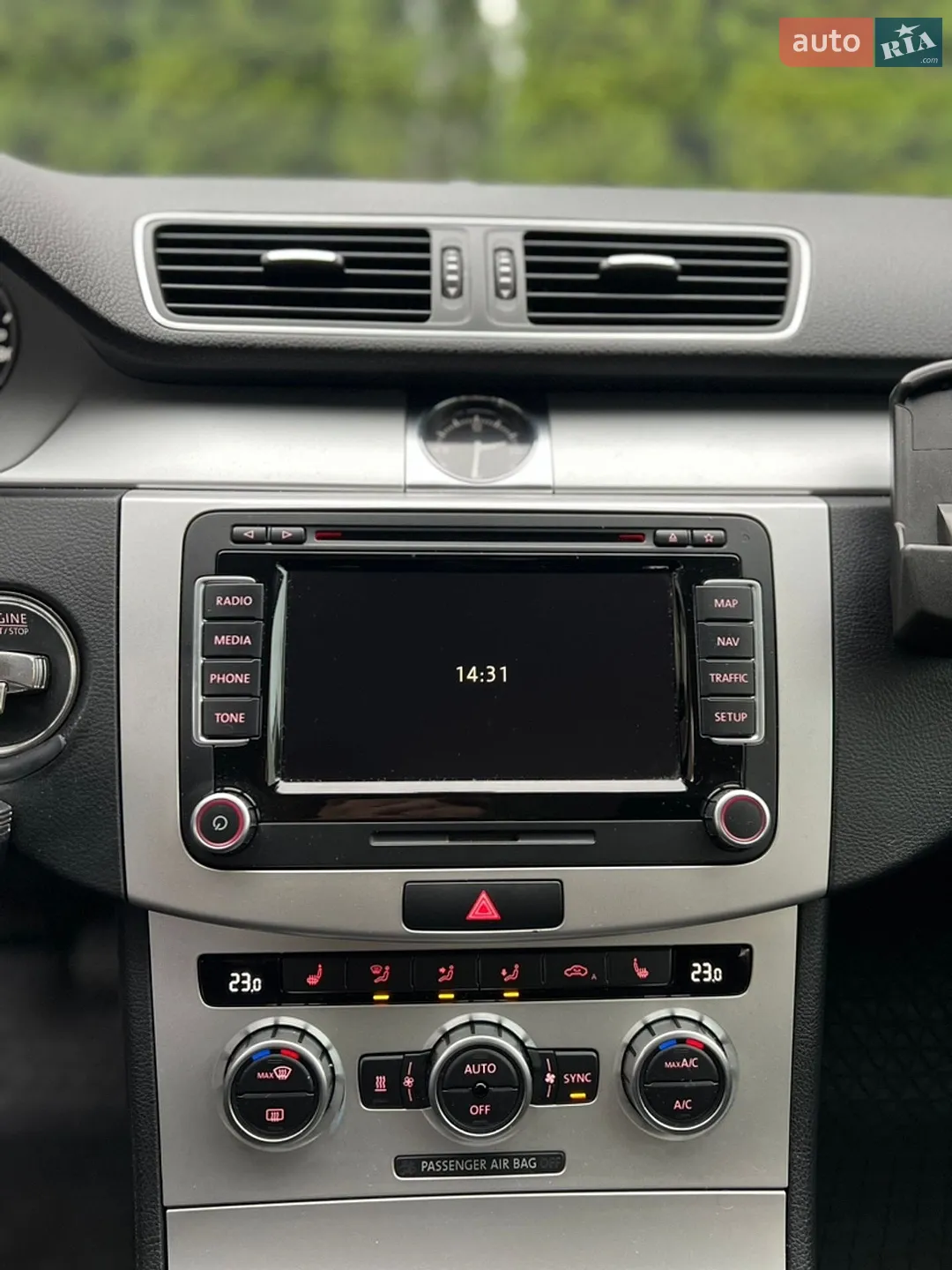 2013 Volkswagen Passat - мініатюра 10