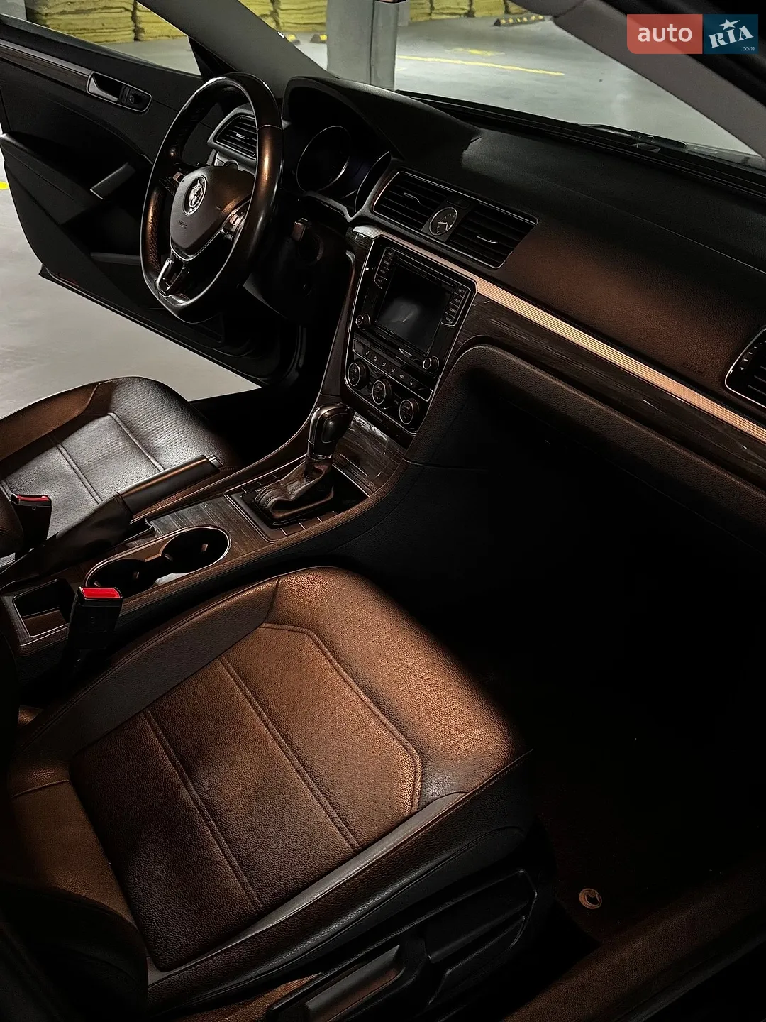 2017 Volkswagen Passat - мініатюра 14