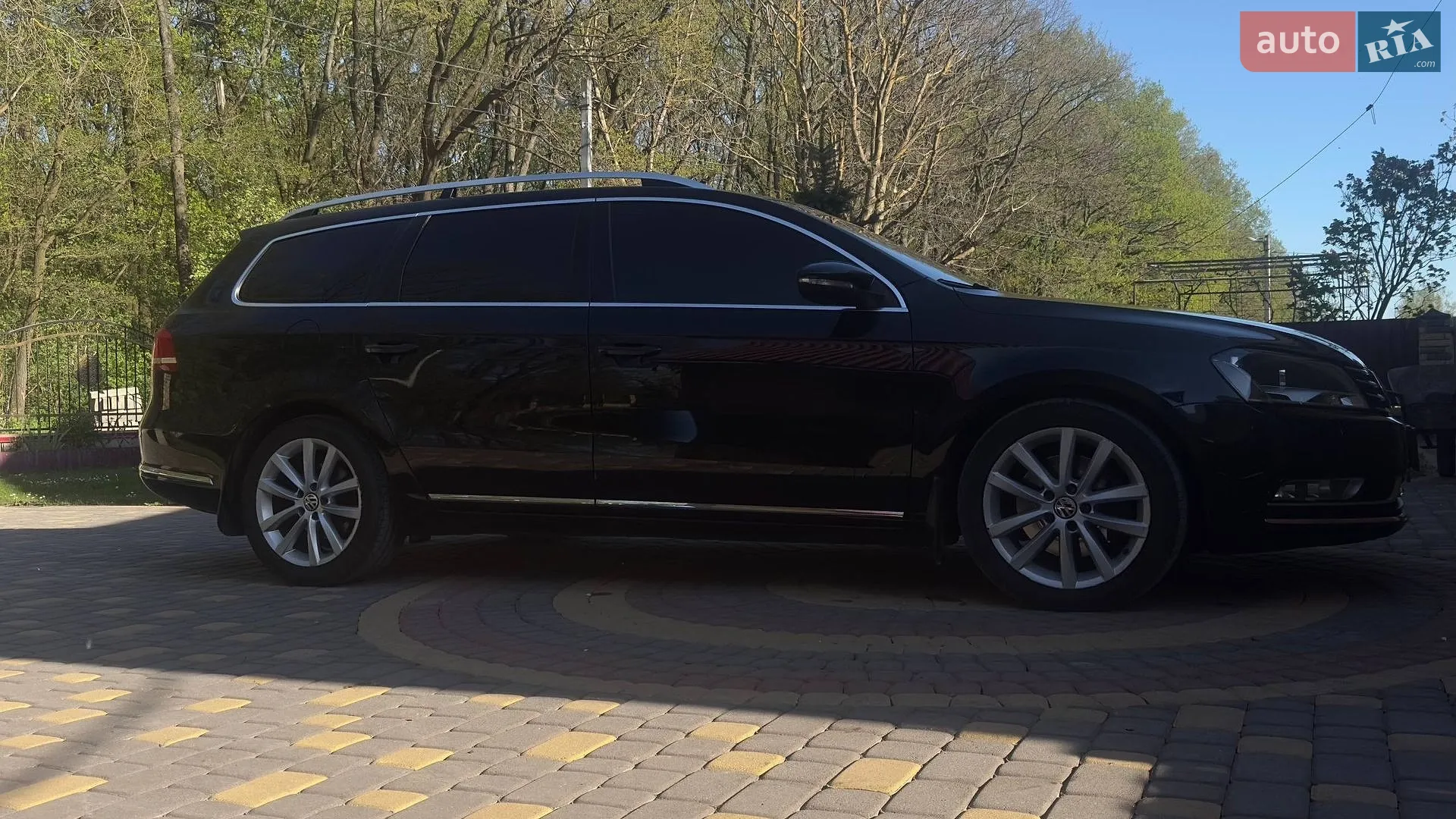2010 Volkswagen Passat - мініатюра 4