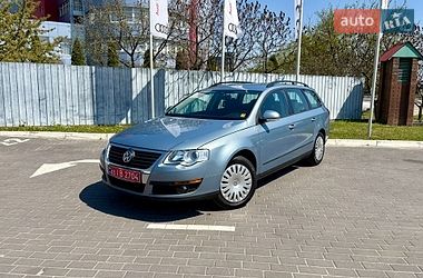 Универсал Volkswagen Passat 2010 в Харькове