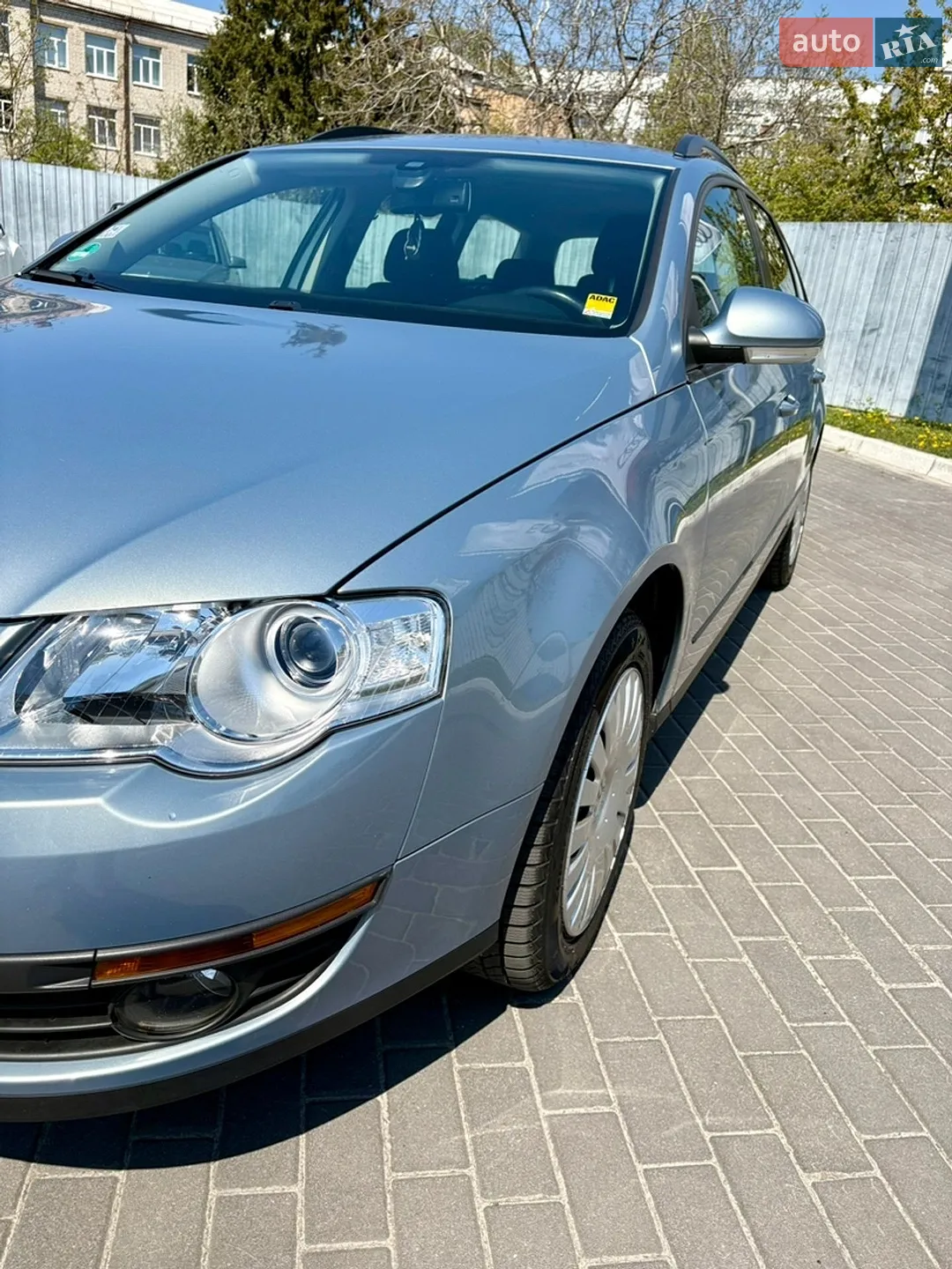 2010 Volkswagen Passat - мініатюра 8