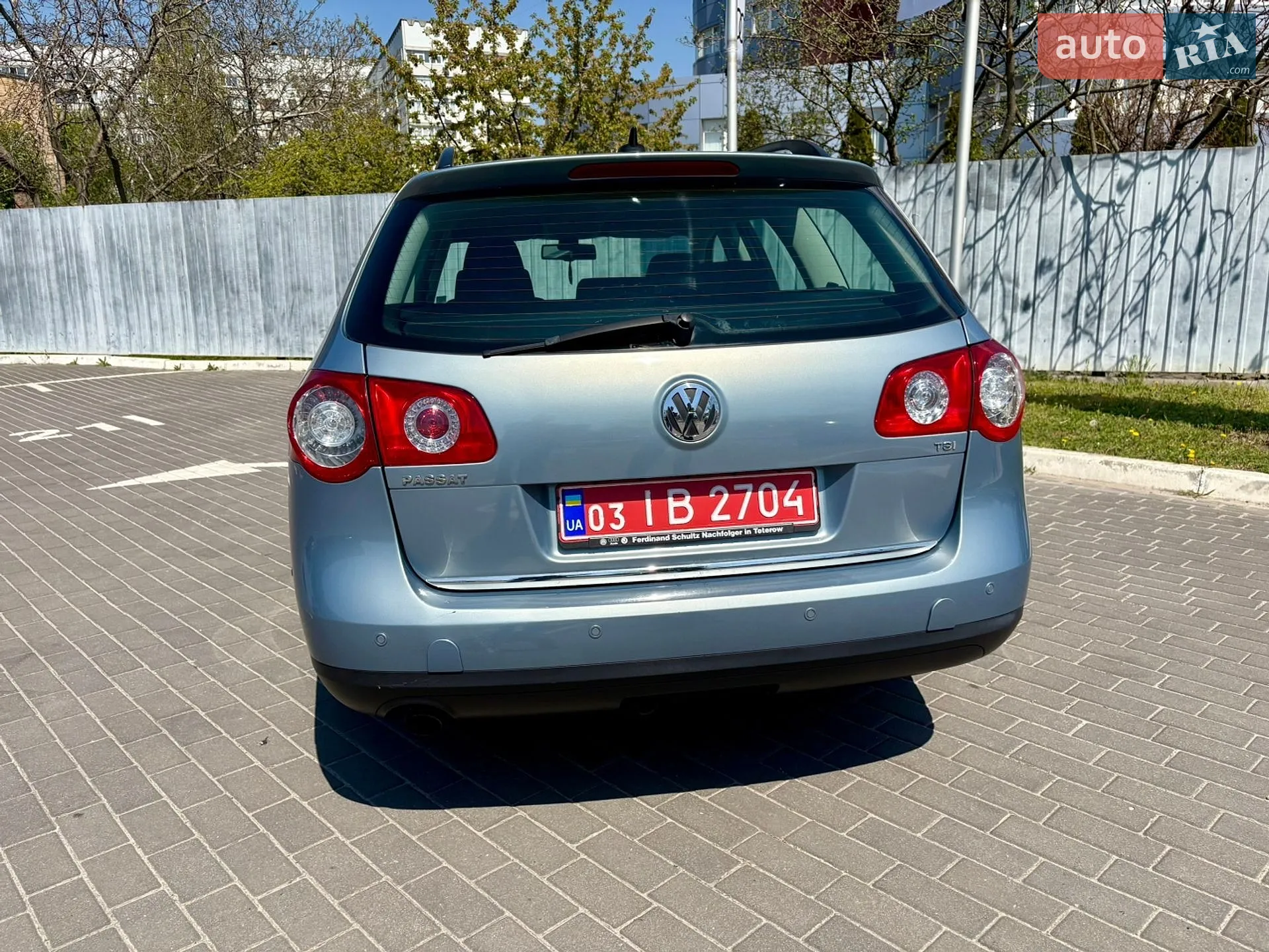 2010 Volkswagen Passat - мініатюра 16