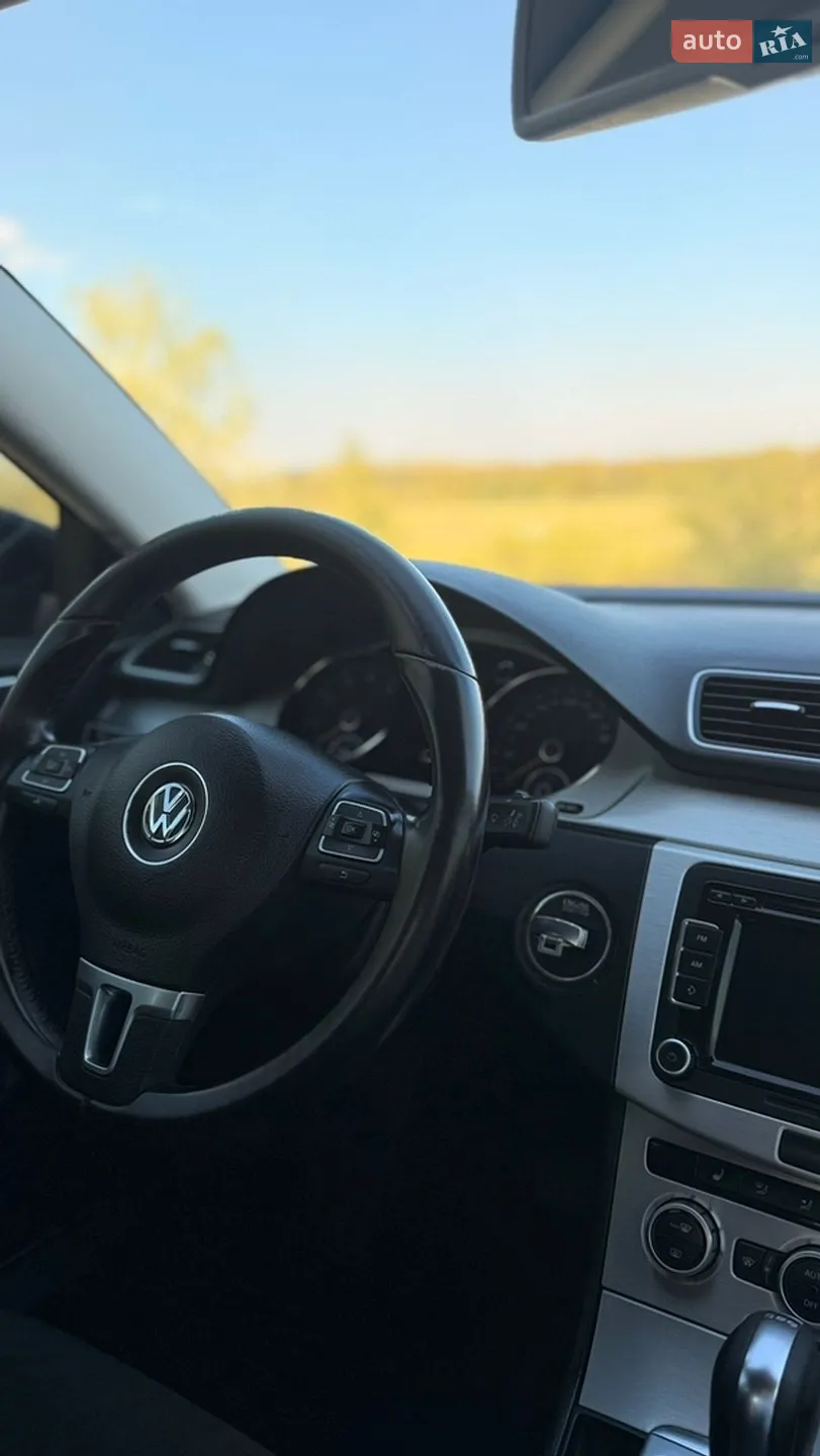 2012 Volkswagen Passat - мініатюра 27